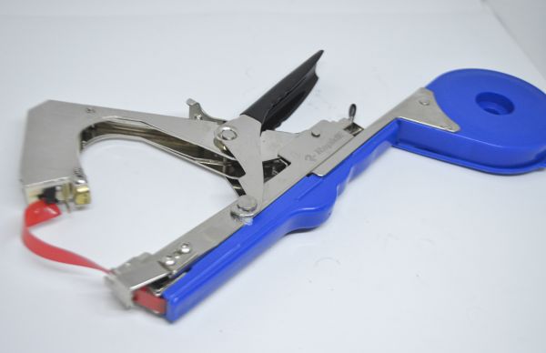 Садовий степлер Rapide R9001 (тапінер) для підв'язки рослин